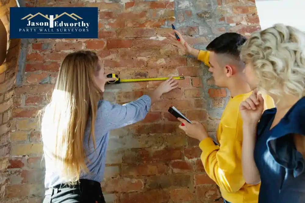 What are the responsibilities of a party wall surveyor Ashford?
